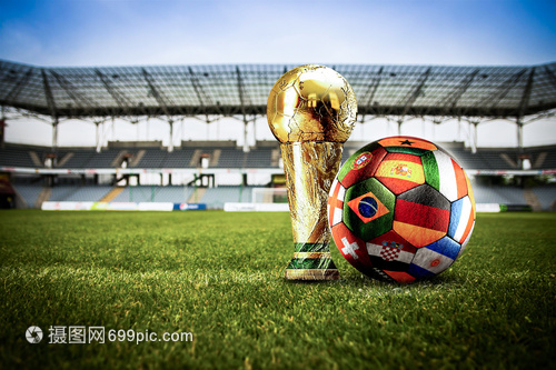 西媒：拉什福德因个人原因缺席训练，明天将回归（西媒称：拉什福德因私事缺席训练，预计明日归队）