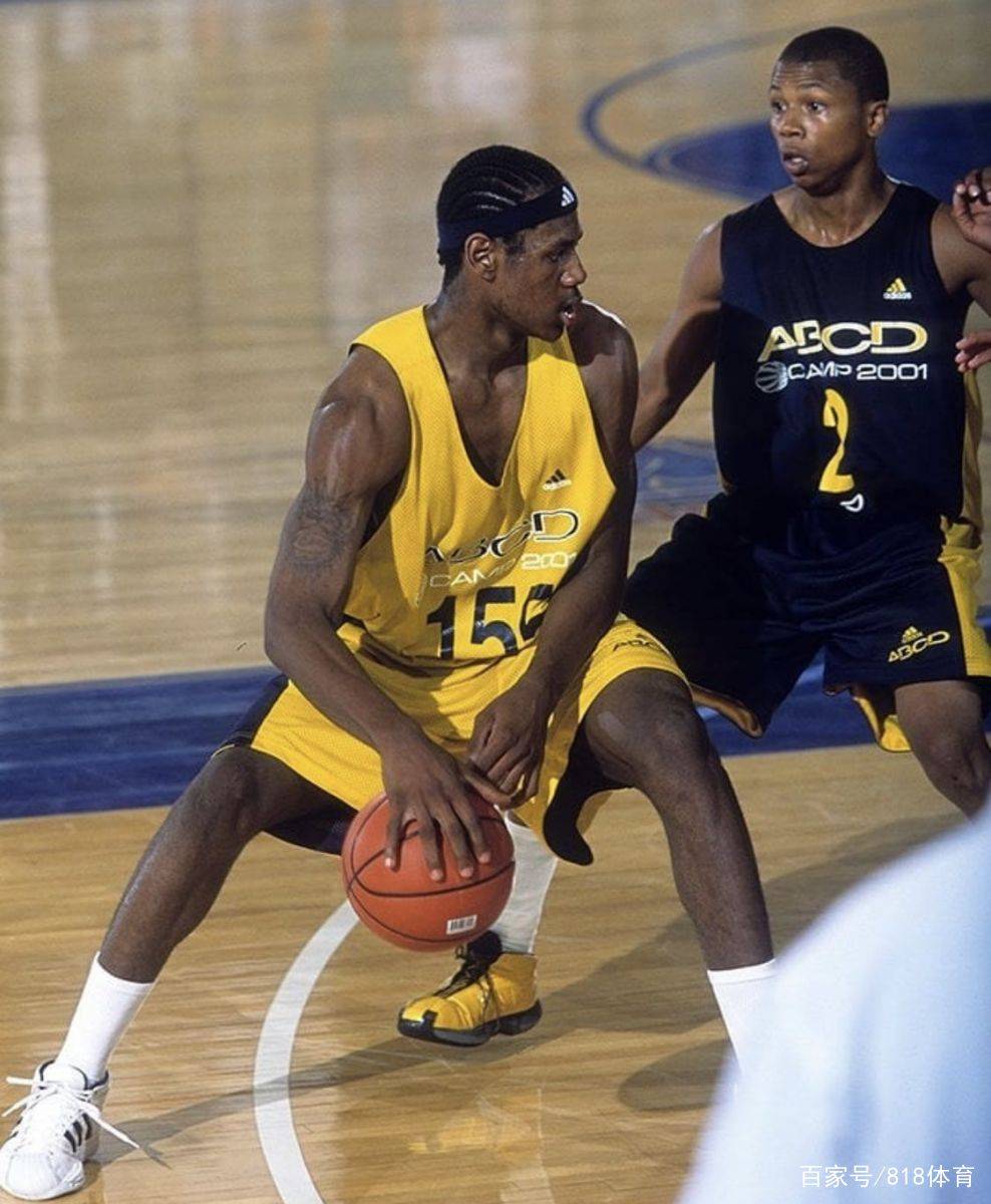 意媒：尤文想签下一名组织型中场，正关注埃尔切的门多萨（意媒称尤文寻觅组织型中场，已将目标锁定埃尔切的门多萨）