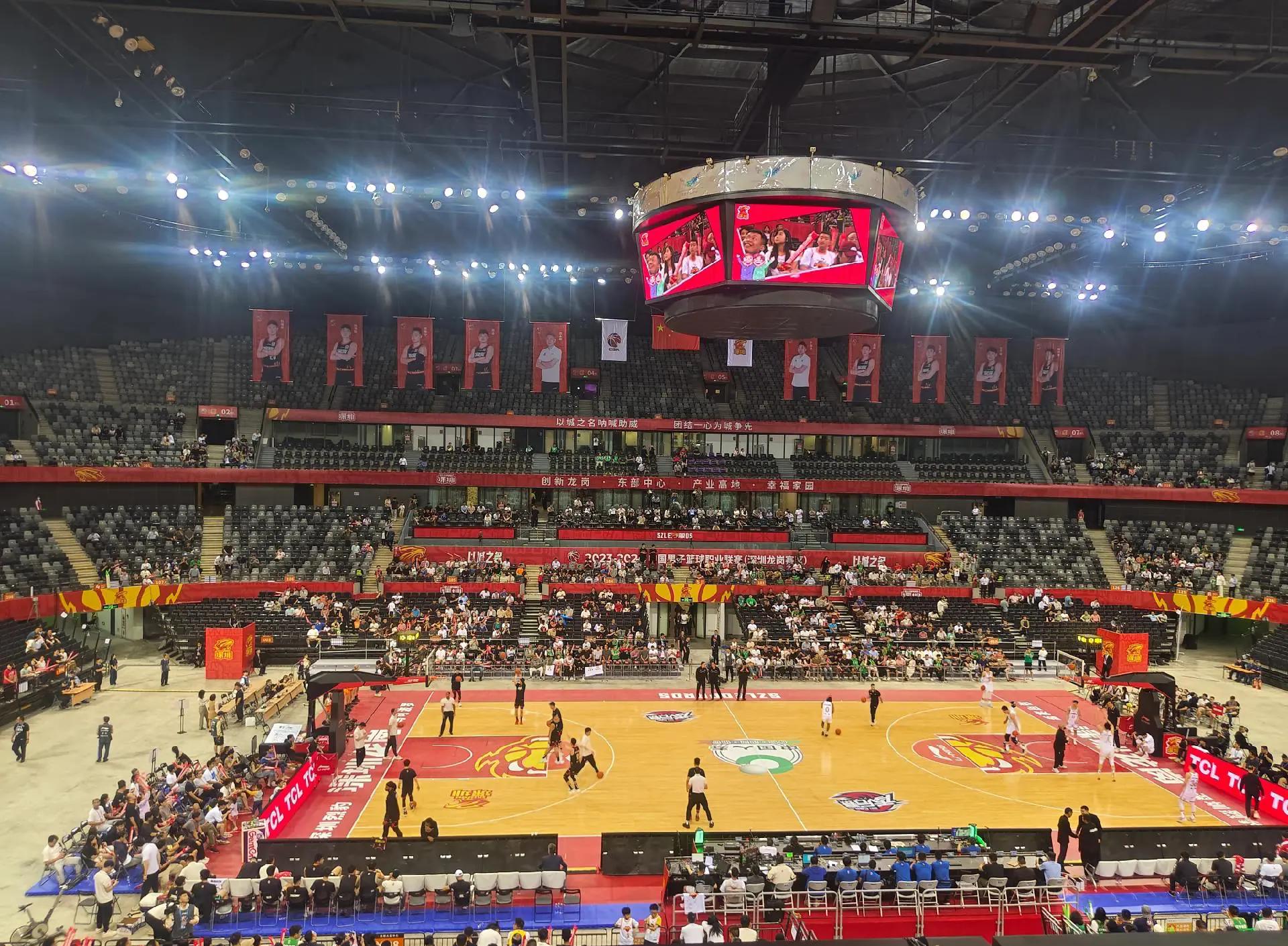 徐正源：看到中超排名低很伤心，我们应拯救中国足球的尊严（徐正源：中超排名低令人痛心，必须捍卫中国足球的尊严）