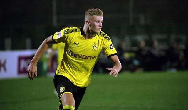 王伟：亚泰中期想引进更好的球员，但这些球员不愿冒巨大风险（王伟：亚泰计划中期补强，但优质球员因风险顾虑拒绝加盟）